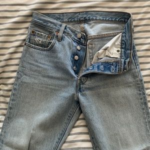 Levi’a 501. Button fly. Size 24.